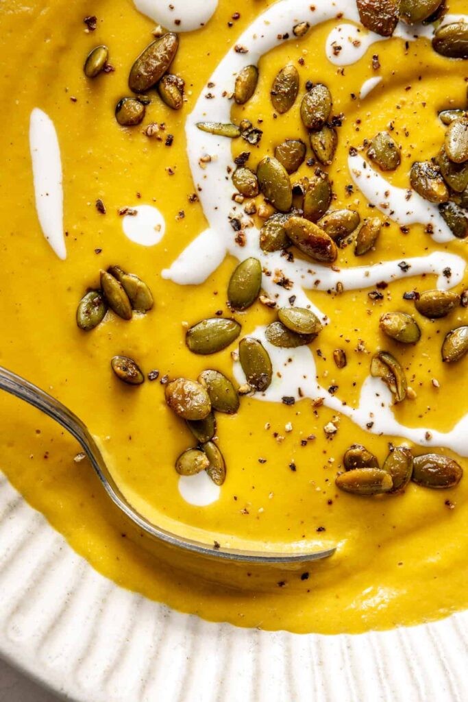 Glutensiz ve Sütsüz Kabocha Köri Kaju Çorbası Tarifi